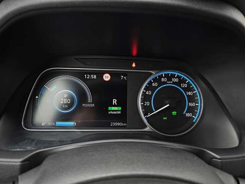 Nissan Leaf Acenta 40 kWh ZE1 MY19+Navi+Kamera+Connect EV App