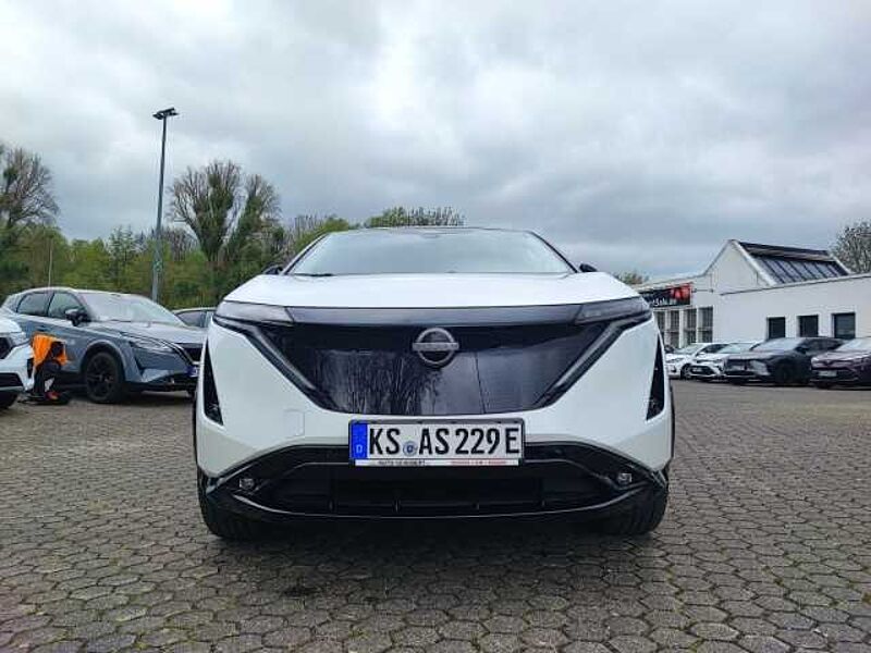 Nissan Ariya Evolve Pack 87 KWH 242PS HUD Panorama Navi 20Zoll