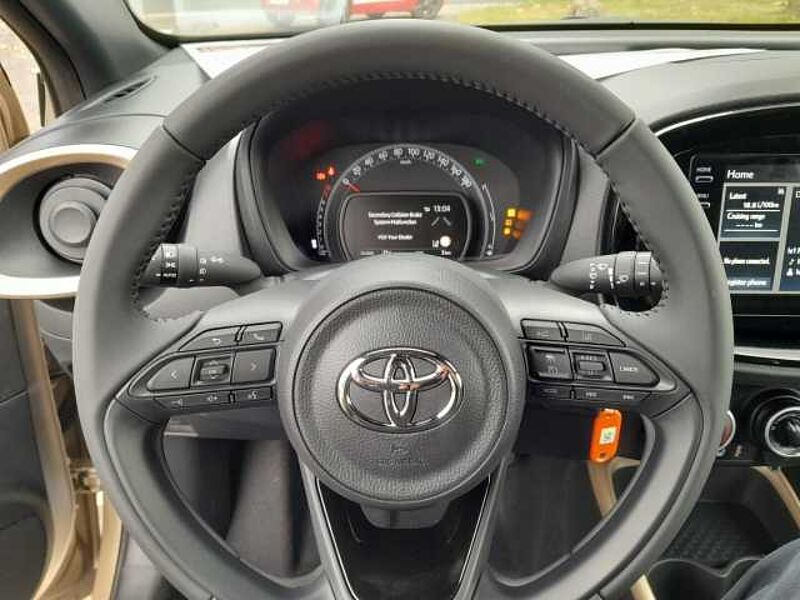 Toyota Aygo X 1.0 Pulse Radio Klima Apple CarPlay Android Auto DAB