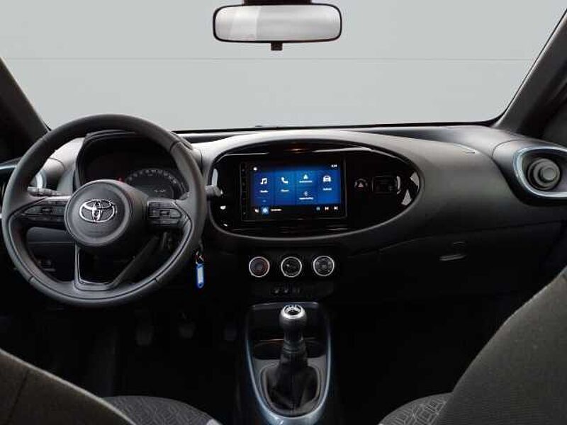 Toyota Aygo X 1,0 l Team D MT Apple CarPlay Android Auto Musikstreaming DAB SHZ Spurhalteass.