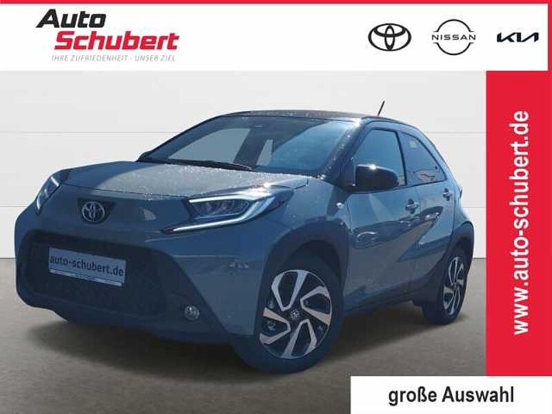 Toyota Aygo X 1,0 l Team D Air CVT Faltdach LED Apple CarPlay Android Auto Mehrzonenklima