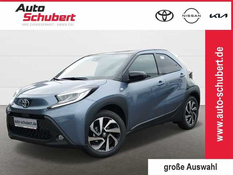 Toyota Aygo X 1,0 l Team D MT LED Einparkhilfe vor u hinten Klima